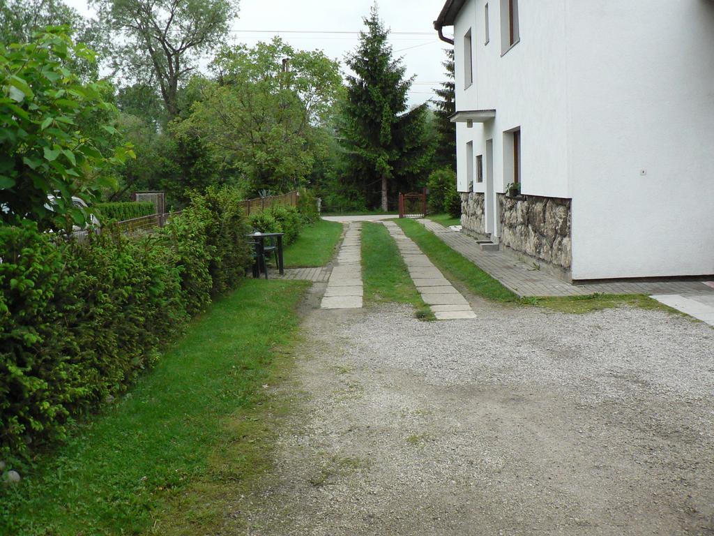 Apartman Besenova Bagian luar foto