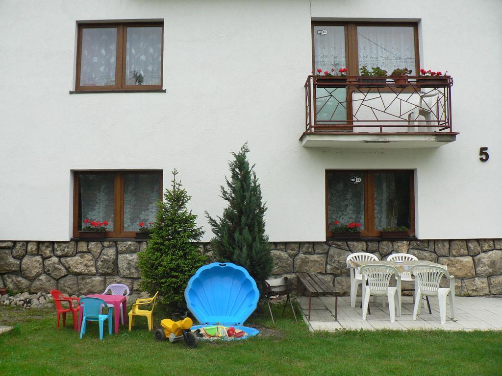 Apartman Besenova Bagian luar foto